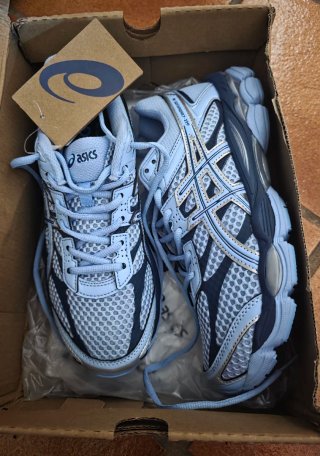 Asics Gel-Cumulus 16 Talla 41 (26cm) Nuevas Orig