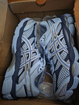 Asics Gel-Cumulus 16 Talla 41 (26cm) Nuevas Orig