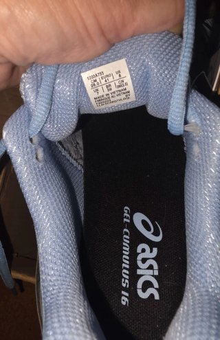 Asics Gel-Cumulus 16 Talla 41 (26cm) Nuevas Orig