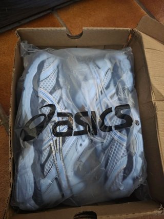 Asics Gel-Cumulus 16 Talla 41 (26cm) Nuevas Orig