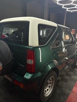 Suzuki Jimny 2004