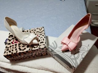 Zapatos de tacón con lazo