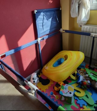 Parco giochi per bambini blu navy con anelli