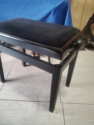 Sillón de piano terciopelo negro