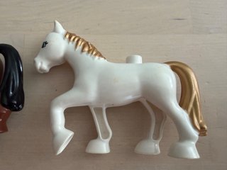 Lego Duplo Caballos Marrón y Blanco