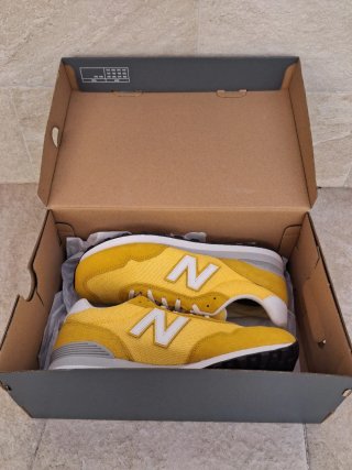 Sneakers New Balance Gialle Taglia 43