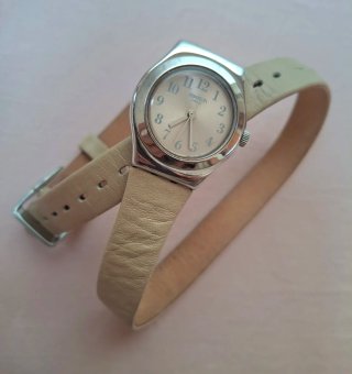 SWATCH IRONY LADY - Modello Taupinou