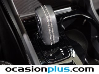 Volvo XC40 D3 R-Design Auto 110 kW (150 CV)