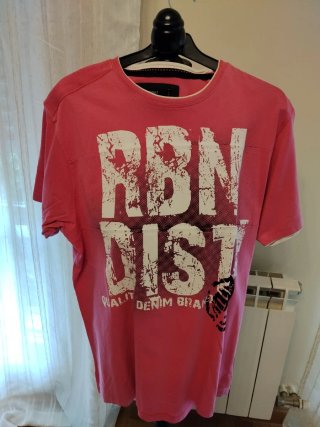 2 Camisetas XL Diesel y Urban District