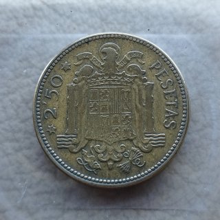 Moneda de 2,50 pesetas de 1953 estrella 56