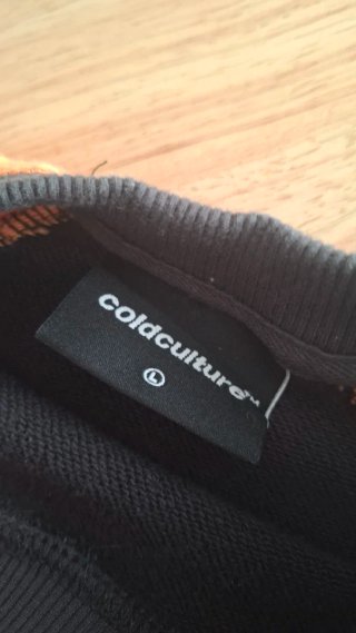 Sudadera Cold Culture Negra y Naranja