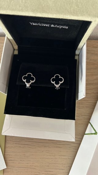 Pendientes Van Cleef & Arpels VCA