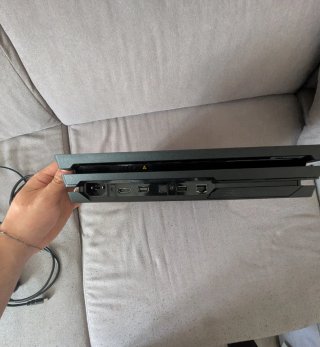 Consola PS4 Pro Negra + Mando 1 TB