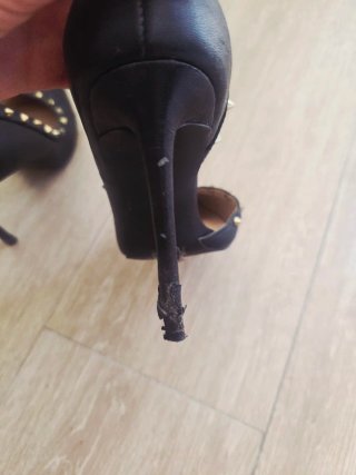 Zapatos de tacón Steve Madden tachuelas