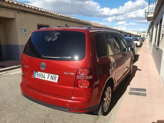 volswagen touran 2.0 tdi