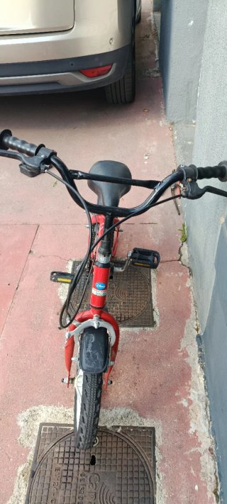 Bicicleta infantil disney roja