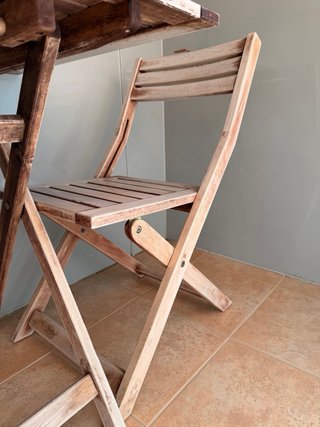 Conjunto mesa y sillas balcón madera