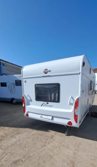 Caravana Bürstner Premio 495TK 2018 3 Ambientes