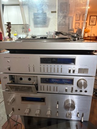 Impianto audio Pioneer TX-710 con giradischi