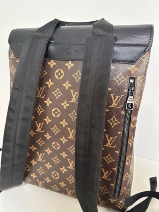 Mochila Louis Vuitton Marrón y Negra