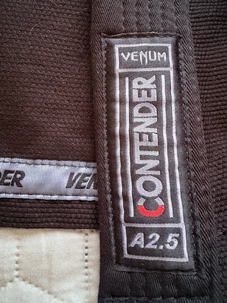 Traje Jiu-Jitsu Venum Negro Talla A2,5