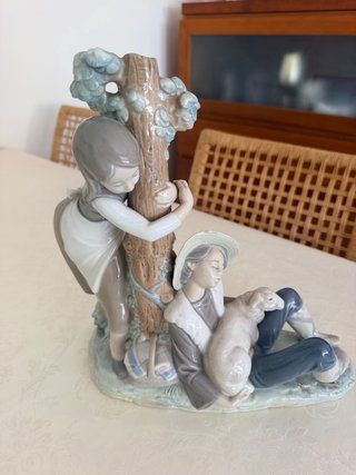 Figura Lladro Porcelana Niña y Niño Oveja