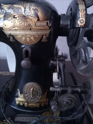 Máquina de coser Singer antigua