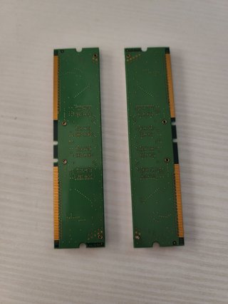 2 Memorias Samsung 64MB/4 DDR2 800MHz