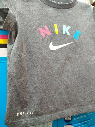 Camiseta Nike Verano Niña 3 años Transpirable
