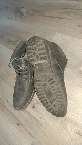 Botas grises de vestir
