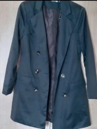 Abrigo gabardina negro
