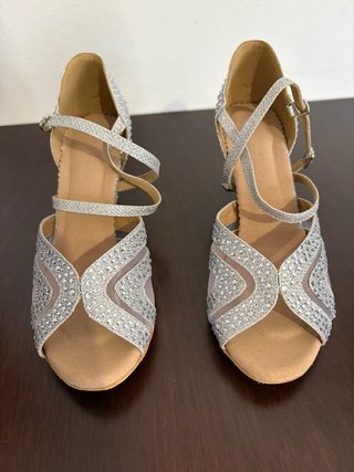 Zapatos de bailes latinos plateados talla 37