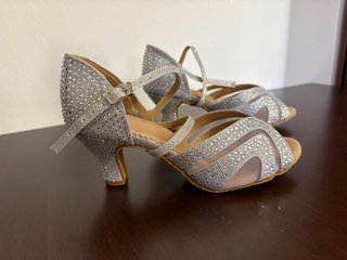 Zapatos de bailes latinos plateados talla 37