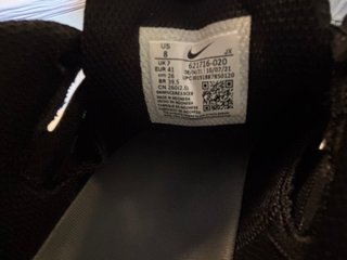 Zapatillas Nike Negras y Doradas muelles Talla 41