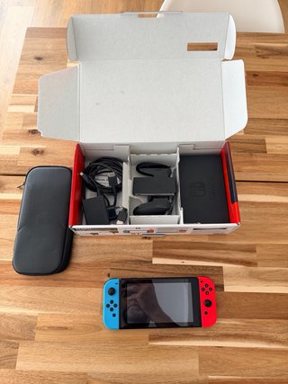 Nintendo Switch V2 (version bateria mejorada)