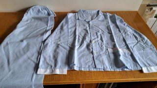 Lote Ropa  2 Camisetas, 2 Petos, 1 Pijama