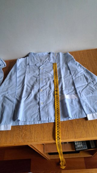 Lote Ropa  2 Camisetas, 2 Petos, 1 Pijama