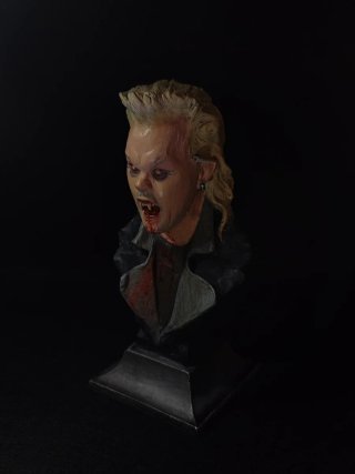 Figura, busto de David