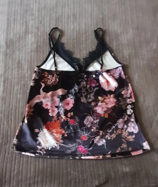 Lote 5 tops talla M