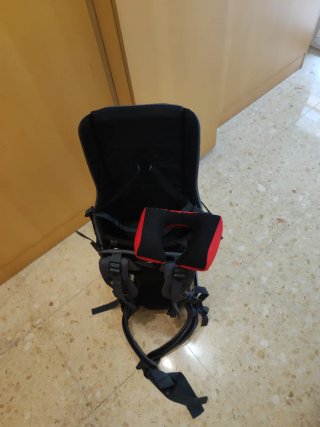 Mochila portabebés senderismo