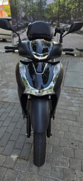 Honda SH 125 Scooter Negra
