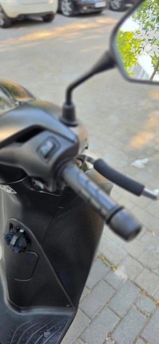 Honda SH 125 Scooter Negra