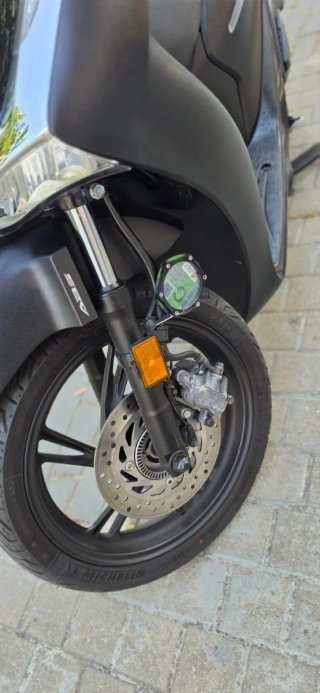 Honda SH 125 Scooter Negra