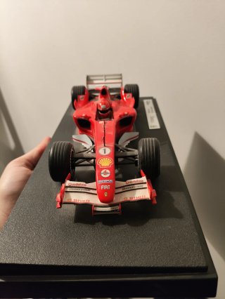 Maqueta F1 Ferrari Michael Schumacher 2005