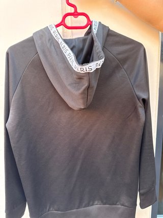 Sudadera Jordan PSG Negra con etiqueta