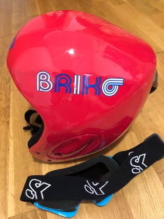 Casco y gafas de esquí infantiles