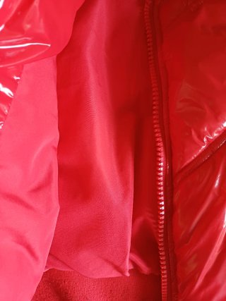 Giacca Bershka rossa taglia S