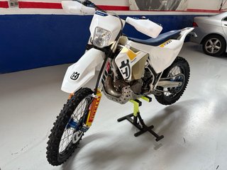 Husqvarna te 300 i