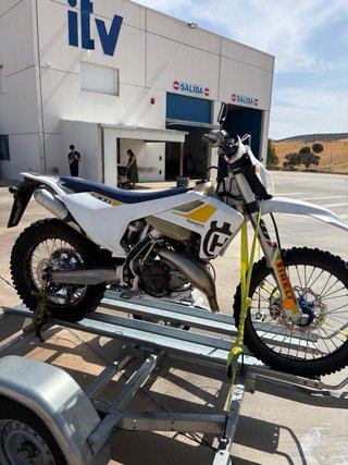 Husqvarna te 300 i