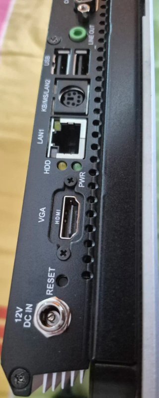HmI Avalue LPC-1007WMBB1-03R
